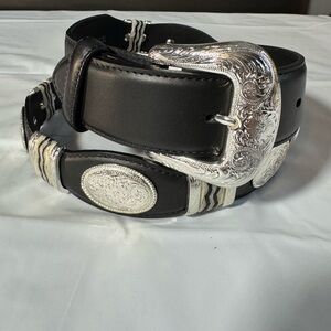 Tony Lama Men’s Cutting Champ black leather belt